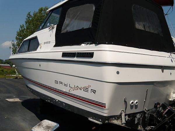 1992 Bayliner 2452 Ciera Classic Grand Island NY 14072 Photo #0048811A