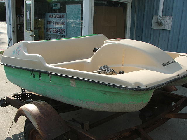 1992 Leisure Life water wheeler Algonquin IL 60102 Photo #0048874A