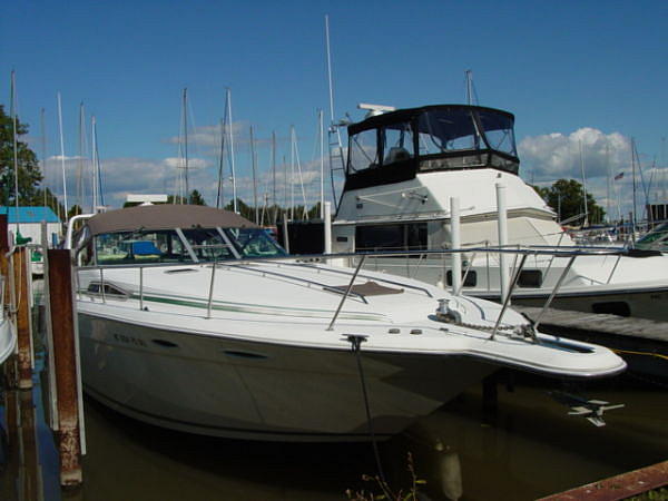 1993 Sea Ray 370 Sundancer Harrison Towns MI 48045 Photo #0049073A