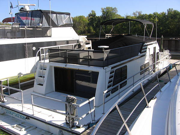 1995 Gibson Sport Flybridge Houseboat St Paul MN 55116 Photo #0049215A