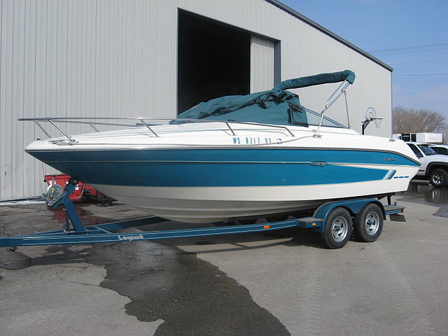 1995 SEA RAY 220 Overnighter Green Lake WI 54941 Photo #0049282A