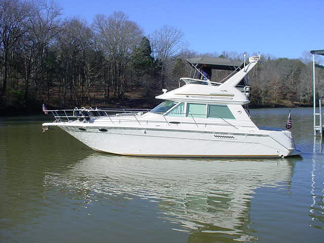 1997 SEA RAY 37 SEDAN BRIDGE Chattanooga TN 37402 Photo #0049941A