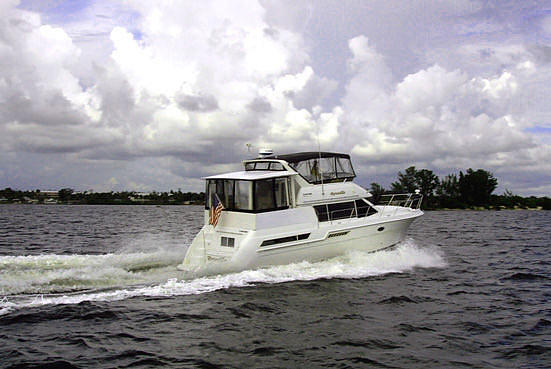 1998 CARVER LIKE NEW 405 Aft Cabin Motoryacht Clearwater FL 33702 Photo #0050104A