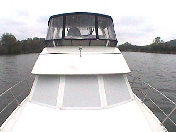 1998 Carver 355 Motor Yacht Nashville TN 37228 Photo #0050115A