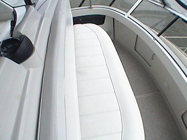 1998 Carver 355 Motor Yacht Nashville TN 37228 Photo #0050115A