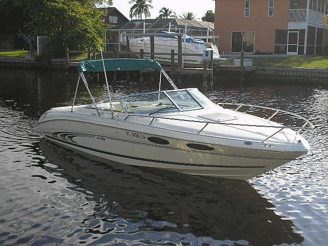 1998 SEA RAY 230 OVERNIGHTER Fort Meyers FL 33919 Photo #0050313A