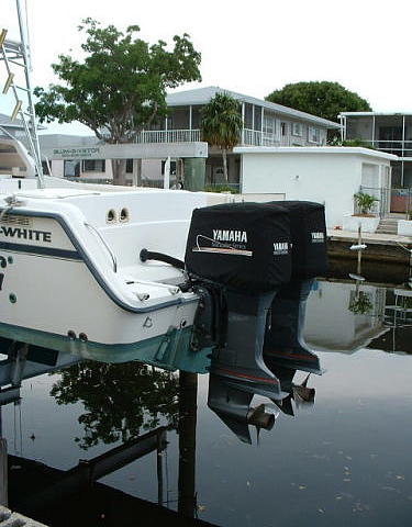 1999 Grady White 300 Marlin Walkaround Tavernier FL 33037 Photo #0050683A