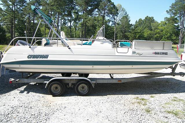 1999 SEA PRO Citation 220 Aqua Deck, Price 9,800.00