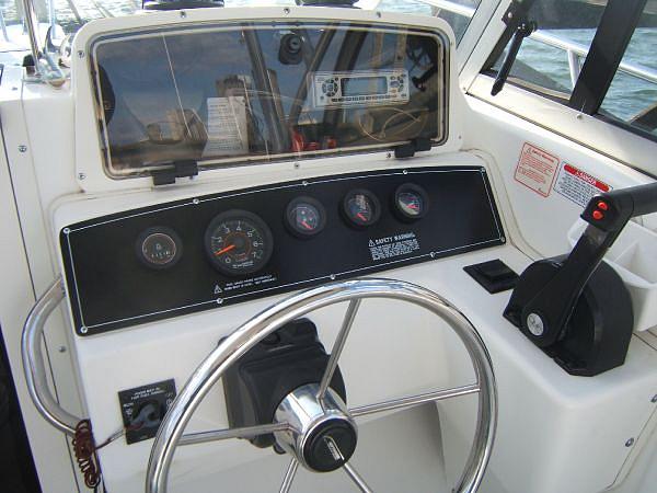 2000 Boston Whaler 23 Conquest Egg Harbor Twp NJ 08234 Photo #0051014A