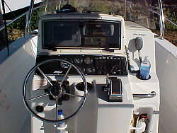 2000 BOSTON WHALER 23 Outrage Holland MI 49424 Photo #0051015A