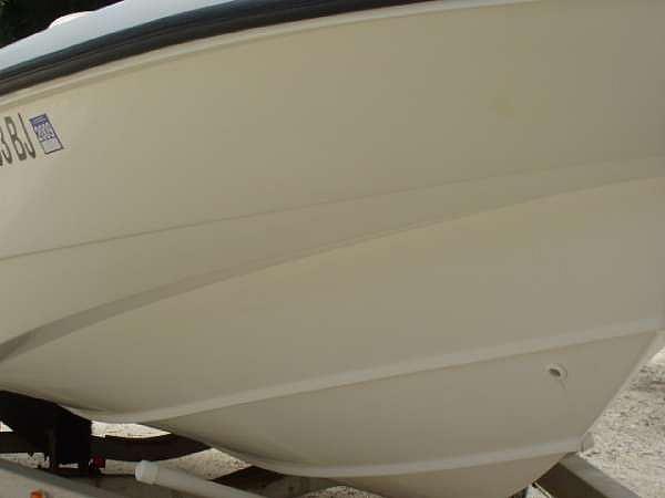 2000 Boston Whaler DAUNTLESS 18 Beaufort SC 29907 Photo #0051025A