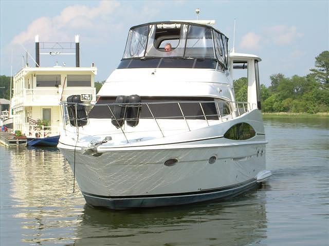 2000 CARVER 396 MOTOR YACHT Chattanooga TN 37416 Photo #0051052A