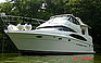 Show the detailed information for this 2000 CARVER BOATS 506 Motoryacht.