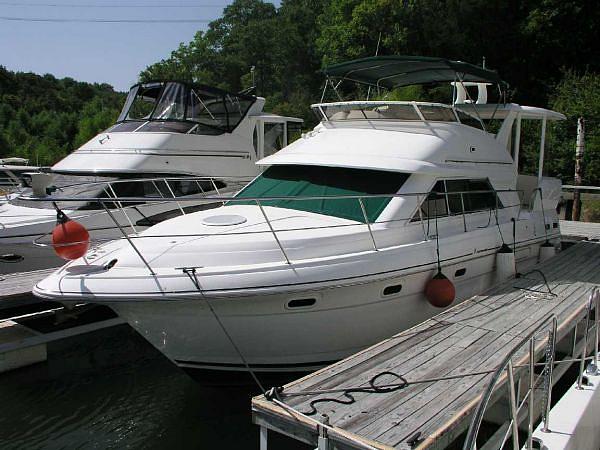 2000 Cruisers 3750 Motor Yacht Denison / Lake TX 75020 Photo #0051107A