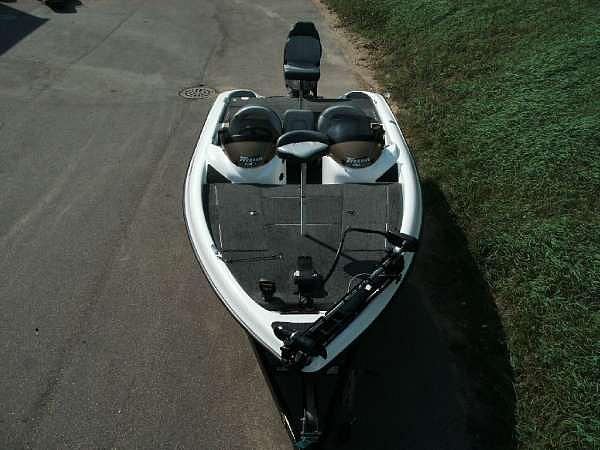 2000 Triton Boats TR-186 DC Kalamazoo MI 49009 Photo #0051458A