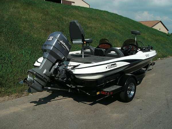 2000 Triton Boats TR-186 DC Kalamazoo MI 49009 Photo #0051458A