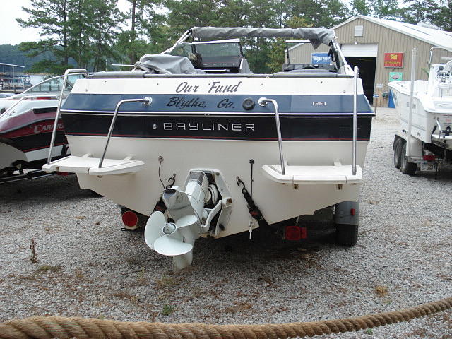 1986 BAYLINER 2150 Capri Bowrider Appling GA 30802 Photo #0051495A