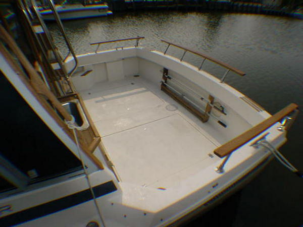 1986 Bayliner 3270 MY with Newer Yanmar Forked River NJ 08724 Photo #0051505A