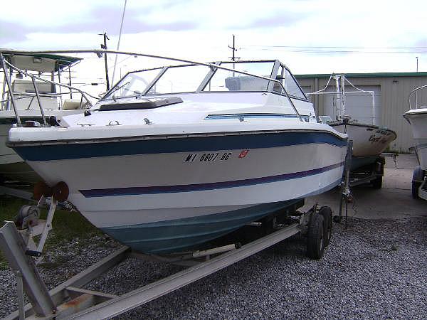 1988 Bayliner 21 bayliner Marrero LA 70072 Photo #0051660A