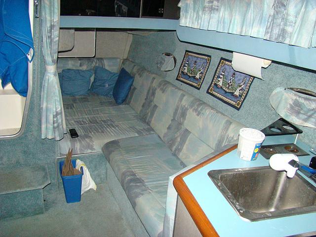 1988 BAYLINER 3250 Avanti Hammonton NJ 08037 Photo #0051669A