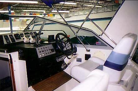 1988 CARVER BOATS Montego 3257 Location MN 48733 Photo #0051713A