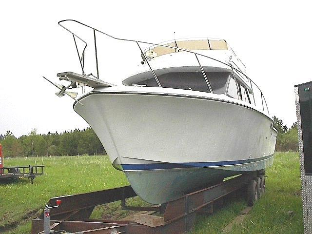 1988 CHRIS CRAFT 315 Commander Location MN 48733 Photo #0051730A