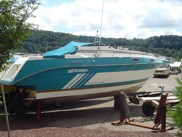 1988 CRUISERS YACHTS 2860 ROGUE Pittsburgh PA 15238 Photo #0051749A