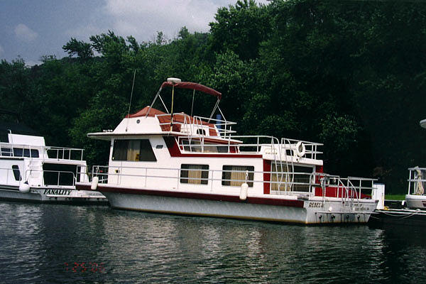 1988 GIBSON 41 Houseboat New Kensington PA 15068 Photo #0051776A