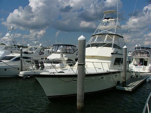 1988 HATTERAS 55 CONVERTIBLE Wakefield RI 02879 Photo #0051798A