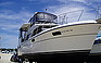Show the detailed information for this 1988 Carver 42 Motor Yacht.