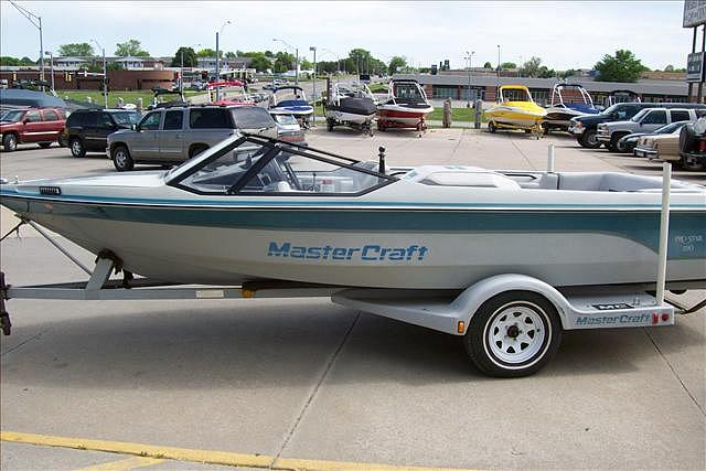 1988 MASTERCRAFT 190 PROSTAR Omaha NE 68127 Photo #0051821A