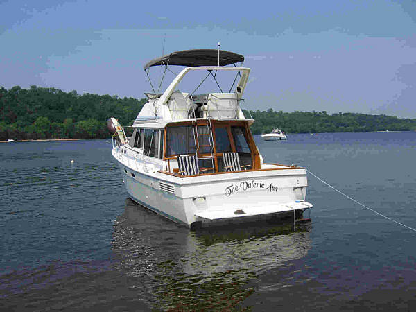 1989 Bayliner 3288 Motoryacht Afton MN 55001 Photo #0051937A