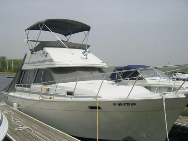 1989 Bayliner 3288 Motoryacht Afton MN 55001 Photo #0051937A