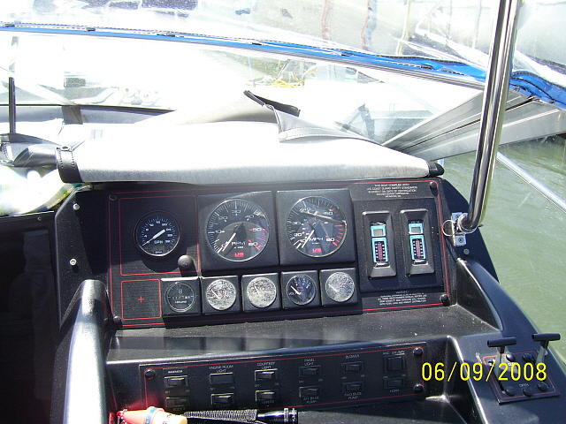 1989 BAYLINER Avanti Port Clinton OH 43452 Photo #0051940A