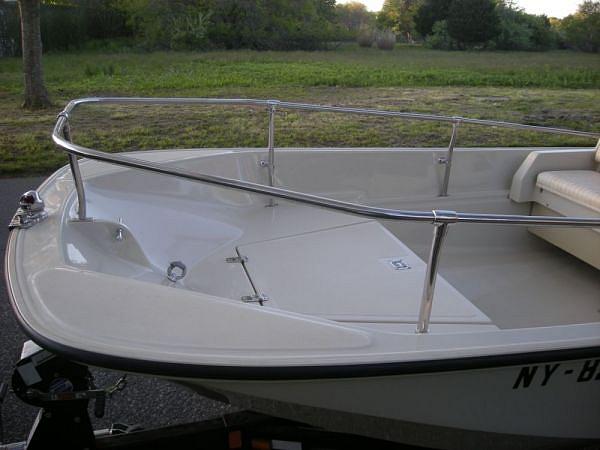 1989 Boston Whaler 17 Super Sport Hampton Bays NY 11946 Photo #0051950A