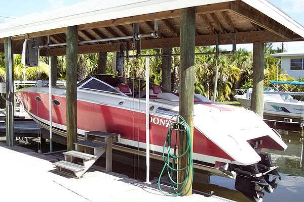 1990 Donzi Z33 Ft Myers Beac FL 33931 Photo #0052246A