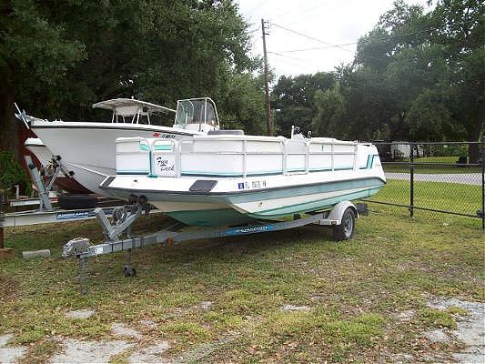 1990 Hurricane Boats 20 Fun Deck Dawsonville GA 30534 Photo #0052273A