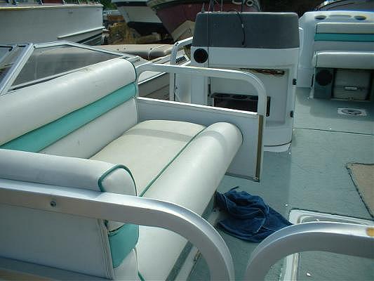 1990 Hurricane Boats 20 Fun Deck Dawsonville GA 30534 Photo #0052273A