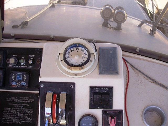 1991 BAYLINER 2556 Command Bridge Page AZ 86040 Photo #0052361A