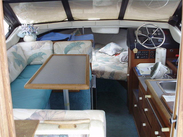 1991 BAYLINER 2556 Command Bridge Page AZ 86040 Photo #0052361A