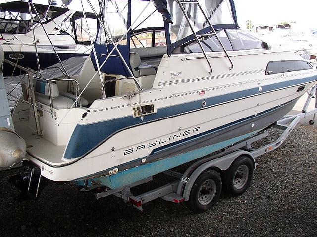 1991 BAYLINER 2655 Everett WA 98205 Photo #0052362A