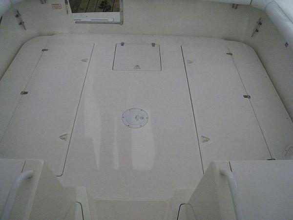 1991 Boston Whaler 31 Express Huron OH 44839 Photo #0052371A