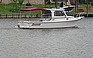 Show the detailed information for this 1990 Shamrock 260 Mackinaw.