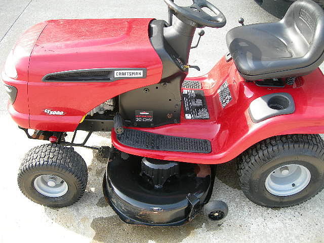 2010 CARRY ALL CRAFTSMAN MOWER 20HP Cincinnati / B OH 45106 Photo #0055234A