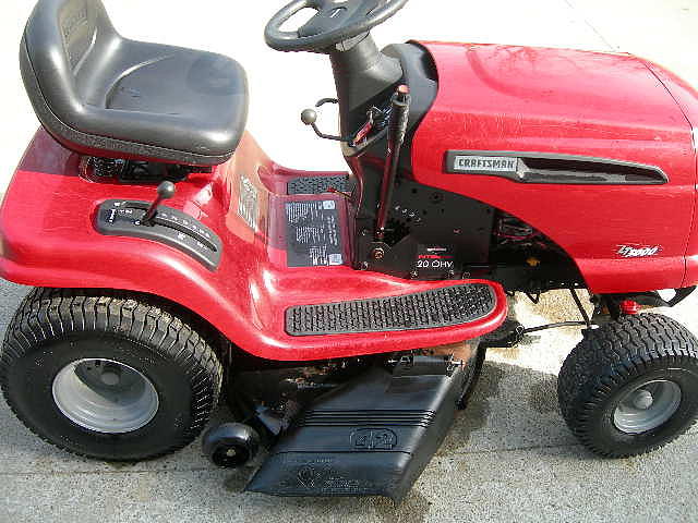 2010 CARRY ALL CRAFTSMAN MOWER 20HP Cincinnati / B OH 45106 Photo #0055234A