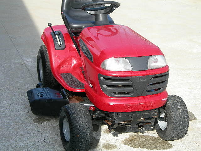 2010 CARRY ALL CRAFTSMAN MOWER 20HP Cincinnati / B OH 45106 Photo #0055234A