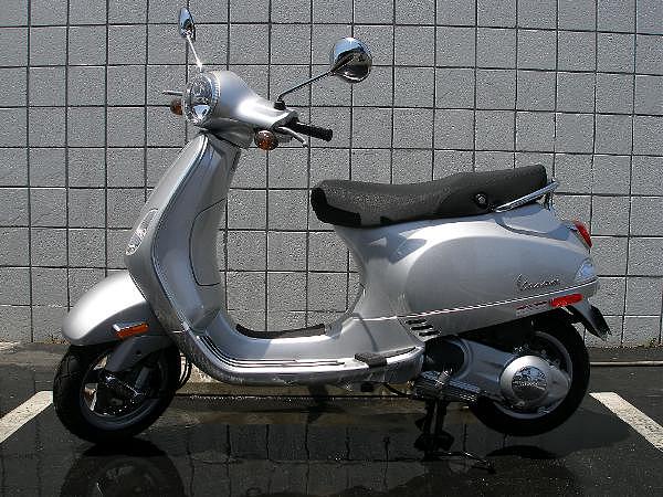 2009 Vespa LX 150 Torrance CA Photo #0055654A