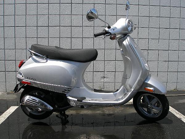 2009 Vespa LX 150 Torrance CA Photo #0055654A