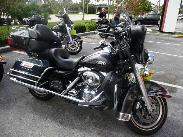 2008 Harley-Davidson FLHTCU Ultra Classic Elec Orlando FL Photo #0056742C