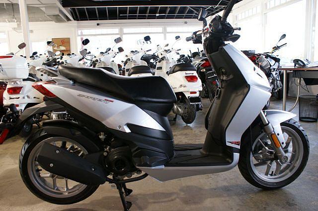 2009 APRILIA SPORTCITY 50 Bolingbrook IL Photo #0057074K